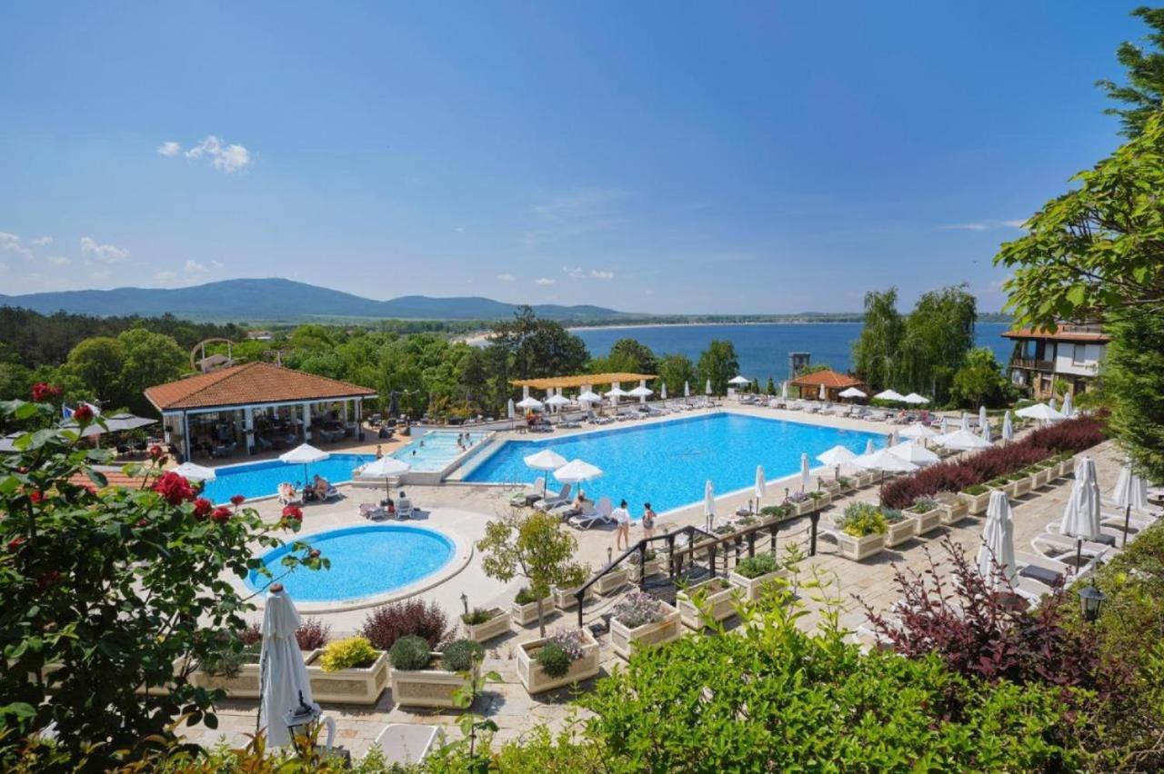 Eve Santa Marina Studios - Sea, Pools, Relax Sozopol Bagian luar foto